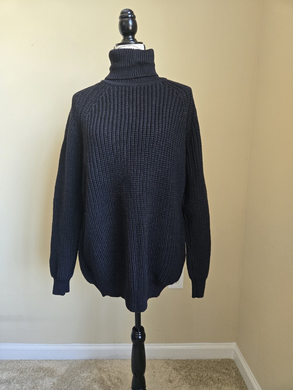 Aran Sweater Market Chunky Knit Pullover Size M black Merino Wool Turtleneck
